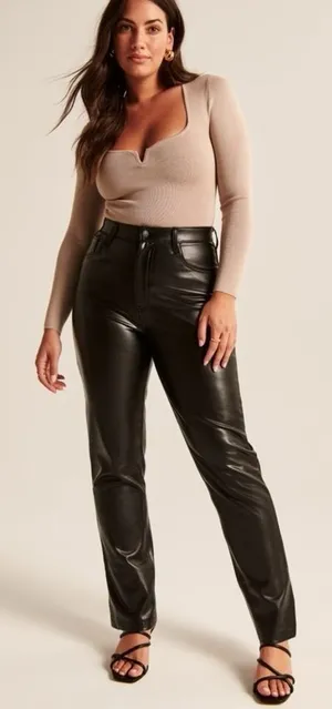 Curve Love Vegan Leather 90s Straight Leg Pant thumbnail 1