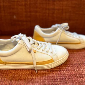 Tory Burch ivory canvas curry yellow classic court shoes Size 8.5 thumbnail 10