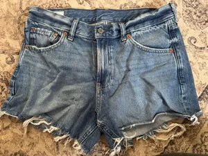 Gap Jean Shorts thumbnail 1