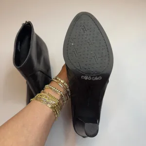 Adrienne Vittadini Black Leather Ankle Boots Block Heel Chic Trendy Zip‎ Size 8M thumbnail 8