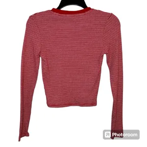 Heart & Hips Red Striped Cropped Long Sleeve Top Size Small thumbnail 2