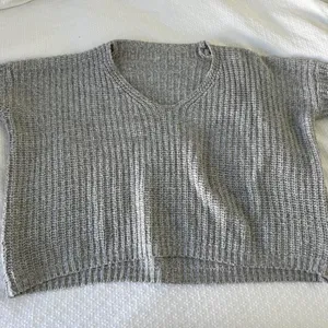 Grey Vneck Sweater Gray Size L thumbnail 1