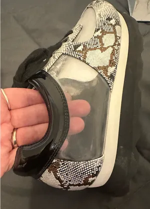 Jessica Rich Transparent Sneaker in Gold Size 39 - VERY RARE - NEW WITH BOX thumbnail 3