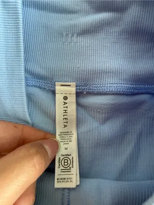 Athleta Ribbed Biker Shorts size m thumbnail 2