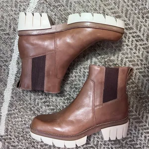 Bernardo Sutton Chelsea Boot Womens Sz 9 thumbnail 1