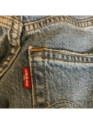 Levi’s Women 501 Size 28x28 Curve Button Closure Denim Jeans. New With Tags thumbnail 10