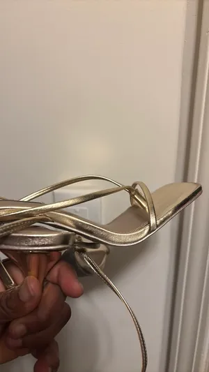 Sandals Steve Madden Gold Strappy Square Toe 👡 thumbnail 4