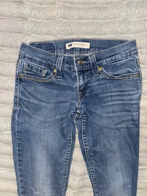 Levi’s 524 Too Superlow Low Rise Jeans Size 0 thumbnail 3