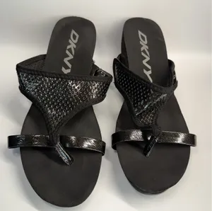 DKNY woman shoes Size 7 Used . Good.‎ 3" Platform thumbnail 1