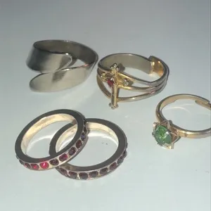 Lot of 5 Vintage Gold Tone & Silver Tone Boho Rings Adjustable & Size 6 & 8 thumbnail 1