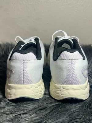 New Balance Fresh Foam 680v8 White Grey Matter Taro Women's Sz 9 Men 7.5 thumbnail 6