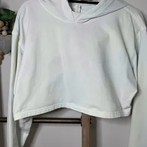 Lululemon Cropped Hoodie Sweatshirt Size 10‎ Stain thumbnail 4