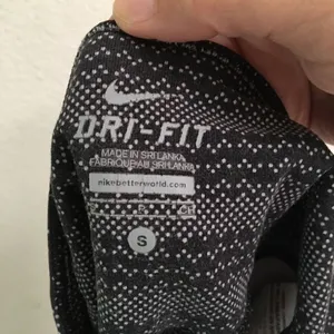 Nike Dry Fit dot print striped cropped leggings S‎ thumbnail 6