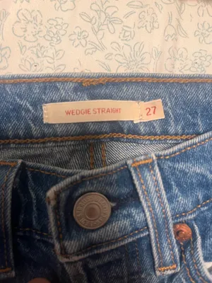 Levi’s 501 Wedgie Straight thumbnail 3