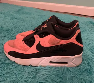 Nike AIR MAX Sneakers thumbnail 1