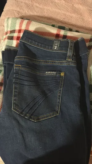 7 For All Mankind thumbnail 4