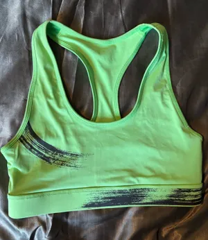 Fabletics bra  thumbnail 1