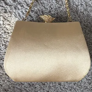 Jessica McClintock GUC gold satin evening bag. Long removable crossbody chain. thumbnail 2