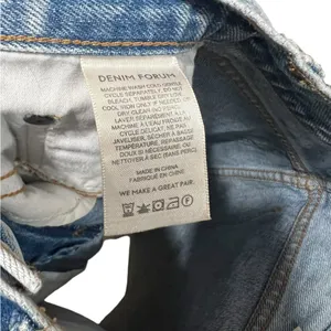 Aritzia Denim Forum Farrah‎ Cheeky Short Cutoff Denim Shorts Light Wash thumbnail 14