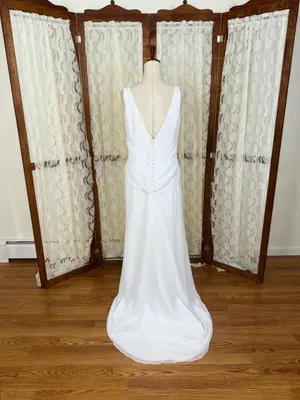 Gorgeous New Mori Lee Simple Chiffon Wedding Gown thumbnail 6