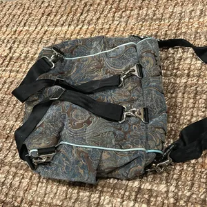 Petunia Pickle Bottom Baby Chic Convertable Diaper Bag Green thumbnail 8