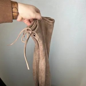 Forever 21 Womens Taupe Suede Over The Knee Boots Block Heel Lace Up Size 7 thumbnail 4