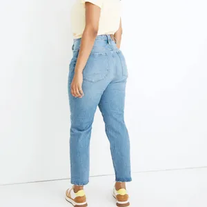 Madewell Classic Straight Jean Size 28 High Rise Straight Leg Jeans thumbnail 2