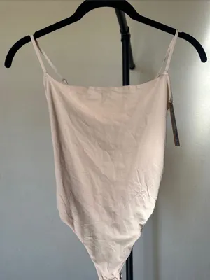 SKIMS fits everybody cami thong bodysuit color sand NWT size XS thumbnail 5