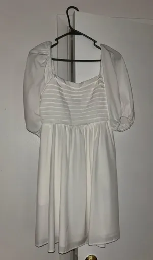white dress thumbnail 2