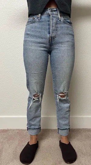 Levi’s Wedgie Straight Jeans thumbnail 1