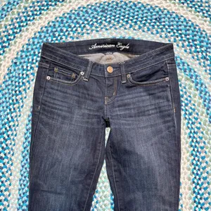 American Eagle Jeans‎ thumbnail 2