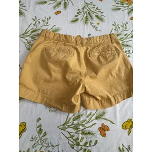 Old‎ Navy Womens 5" Khaki Shorts Size 6 Cotton Blend Mustard Yellow thumbnail 2