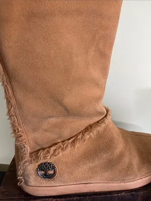 Timberland women's tan suede mukluk-style winter boots thumbnail 2