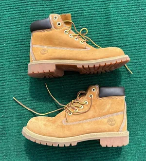 Timberland 6 Inch Premium Waterproof Boot 'Wheat' Nubuck Size 3 Women’s Size 4.5 thumbnail 1