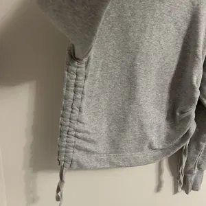 Aerie Women's‎ Hoodie Sweatshirt Draw String Scrunched Side Gray Size XS thumbnail 4