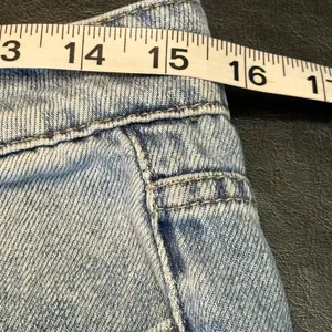 Pink Lily High Rise Distressed 5 Button Light Blue Jeans size 9 thumbnail 7