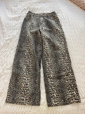 Lulus Cheetah Pants thumbnail 1