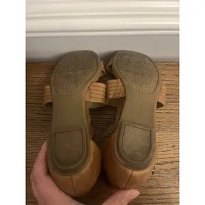 Naturalizer Longing Flat Sandal Brown comfortable & well-cushioned footbed 10W thumbnail 11