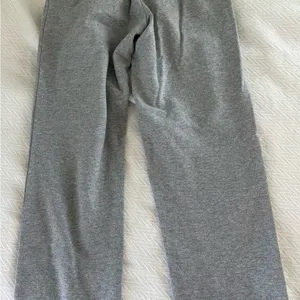 Gildan Gray Sweatpants thumbnail 3