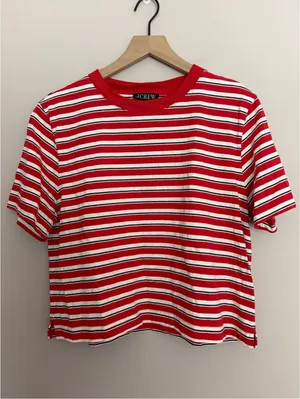 J. Crew Relaxed Premium Weight Cropped T-Shirt Red Stripes Medium thumbnail 2