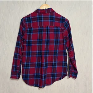 Old Navy The Classic Shirt Red Blue Plaid Flannel Button Down Casual Layering S thumbnail 2