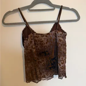 Von Maur Brown Leopard Print tank thumbnail 3