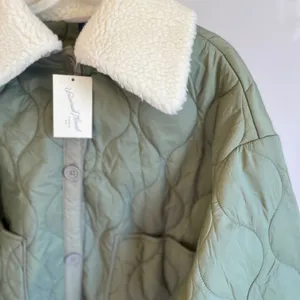 Universal Threads Olive Green Quilted Jacket Faux‎ Shearling Collar Small NWT thumbnail 2