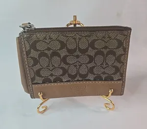 Coach ID Card Case Zip Coin Purse Keychain Signature Sable Brown - Vintage thumbnail 1