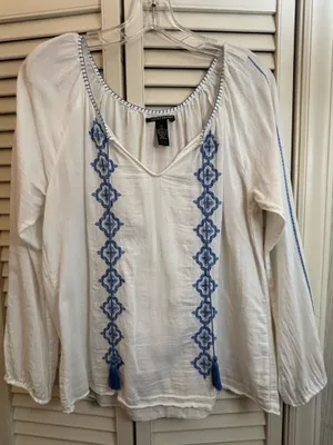 Lucky Brand Boho Top thumbnail 1