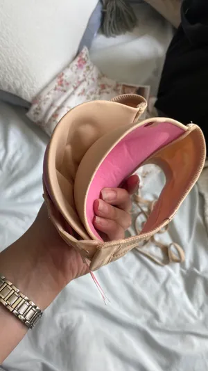 VS Pink bra thumbnail 2