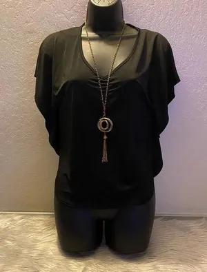 🆕 Julie’s Closet Black Blouse with Accent Necklace thumbnail 1