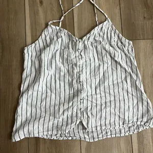 Medium linen blend Abercrombie and fitch tank thumbnail 1