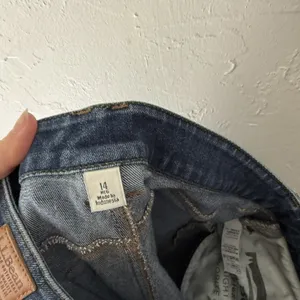 LL Bean Jeans Womens‎ 14 Classic Fit Straight Leg Mid Rise Stretch Denim Pants thumbnail 9