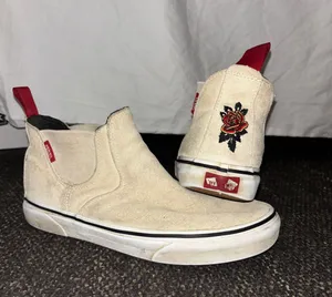 Vans Slip-On Chelsea Boot thumbnail 1